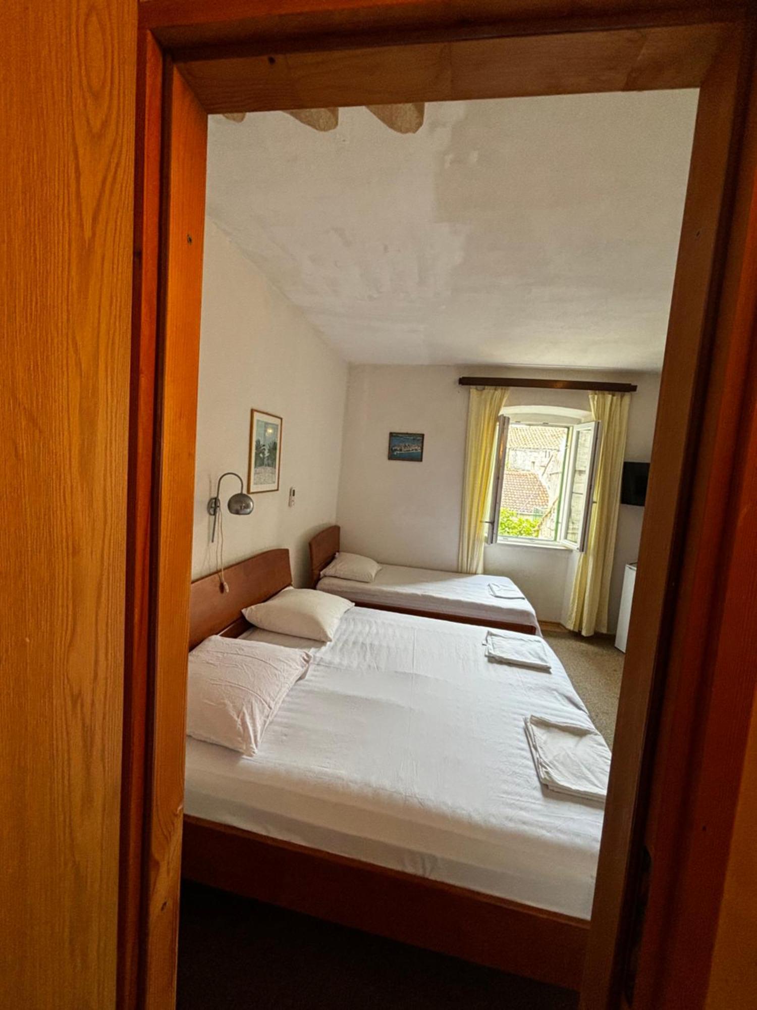 Accommodation Old Town Vitaic 코츌라 외부 사진